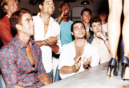 注意了男人出现这几种现象说明他已经劈腿了!