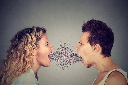 男友以怕我多心为理由,多次和异性进行私密聊天