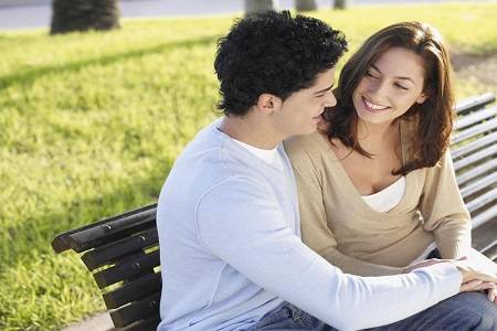 男友前任一直挑衅骚扰我,我该如何应对