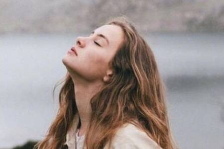 男友社交圈拒绝我的评论,是找了熟人备胎吗?