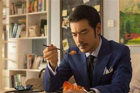 1553674673770550.jpg 1我以为老公爱我,但其实他只是在忍耐我.jpg