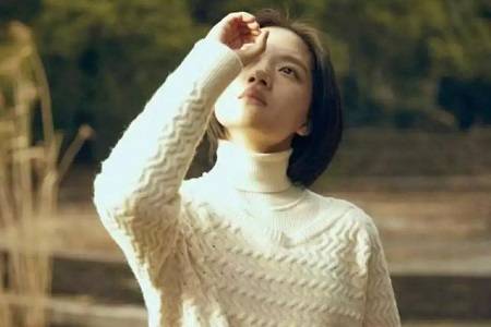 因为嗓音与众不同,而被嘲笑孤立