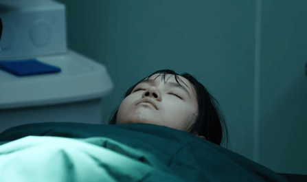 我们的日子严冰结局怎样了  侵犯严冰的男人最后被抓住了吗？