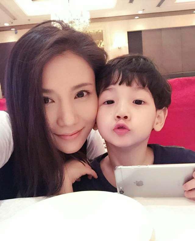 欢乐颂包奕凡身价（欢乐颂包奕凡已娶妻生子）(1)