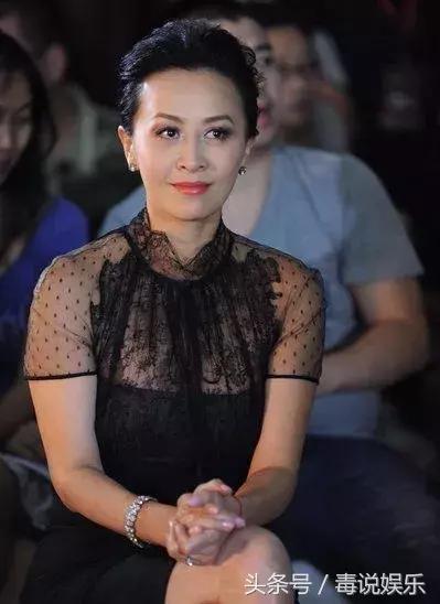 55岁刘嘉玲惊艳美照（近15年没有电视剧作品的刘嘉玲）(9)