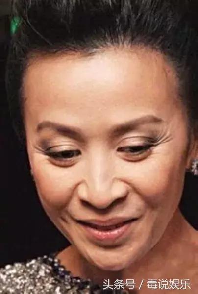 55岁刘嘉玲惊艳美照（近15年没有电视剧作品的刘嘉玲）(2)