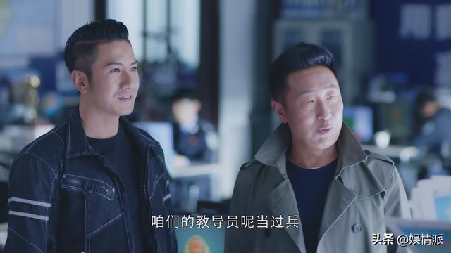李成儒年轻时候拍的电视剧（曾凭追光吧获好评）(6)