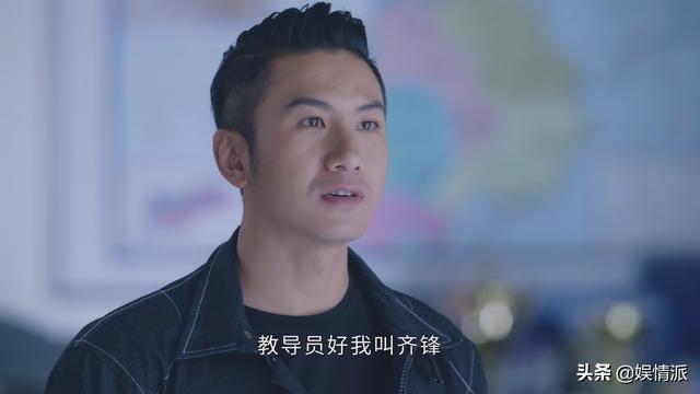 李成儒年轻时候拍的电视剧（曾凭追光吧获好评）(4)