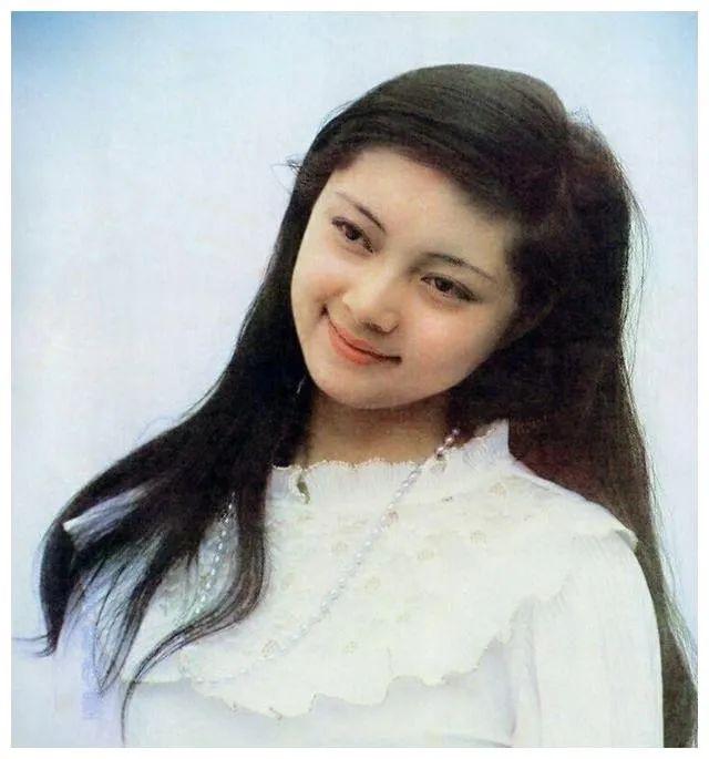 87版红楼梦全部演员表（四大名著红楼梦12金钗演员演员表介绍）
