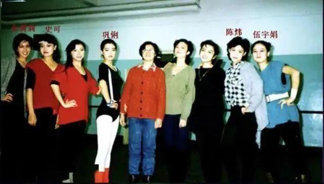 87版红楼梦全部演员表（四大名著红楼梦12金钗演员演员表介绍）