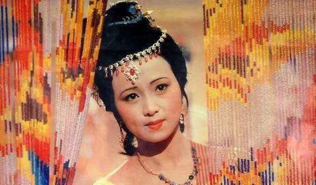 87版红楼梦全部演员表（四大名著红楼梦12金钗演员演员表介绍）