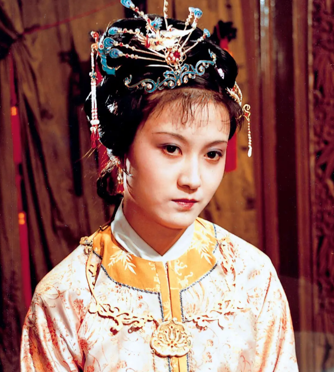 87版红楼梦全部演员表（四大名著红楼梦12金钗演员演员表介绍）