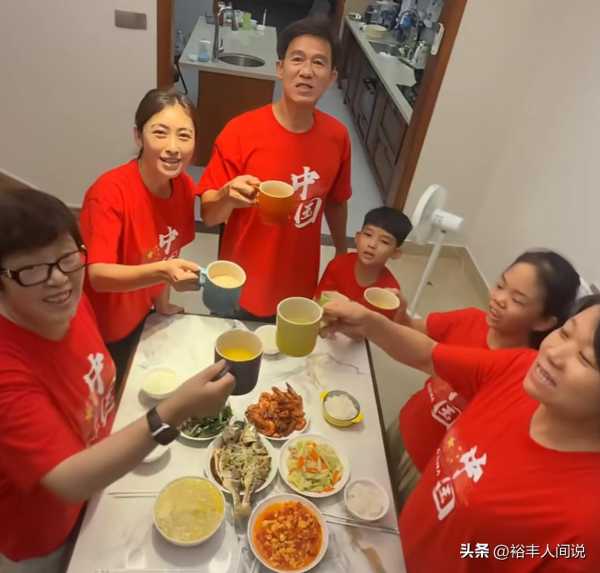 港星李子雄海南买别墅超500万!诉说爱国定义获网友赞许