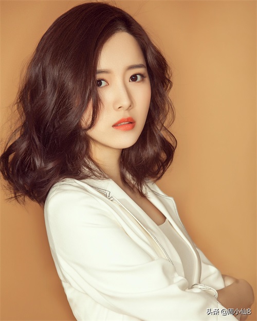冯丽丽,影视女演员,被誉为“气质女神”